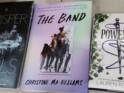 Fantasy & Young Adult Book Lot: Whisper in the Walls, The Band, Powerful - Scott Reintgen, Ma-Kellams, Roberts