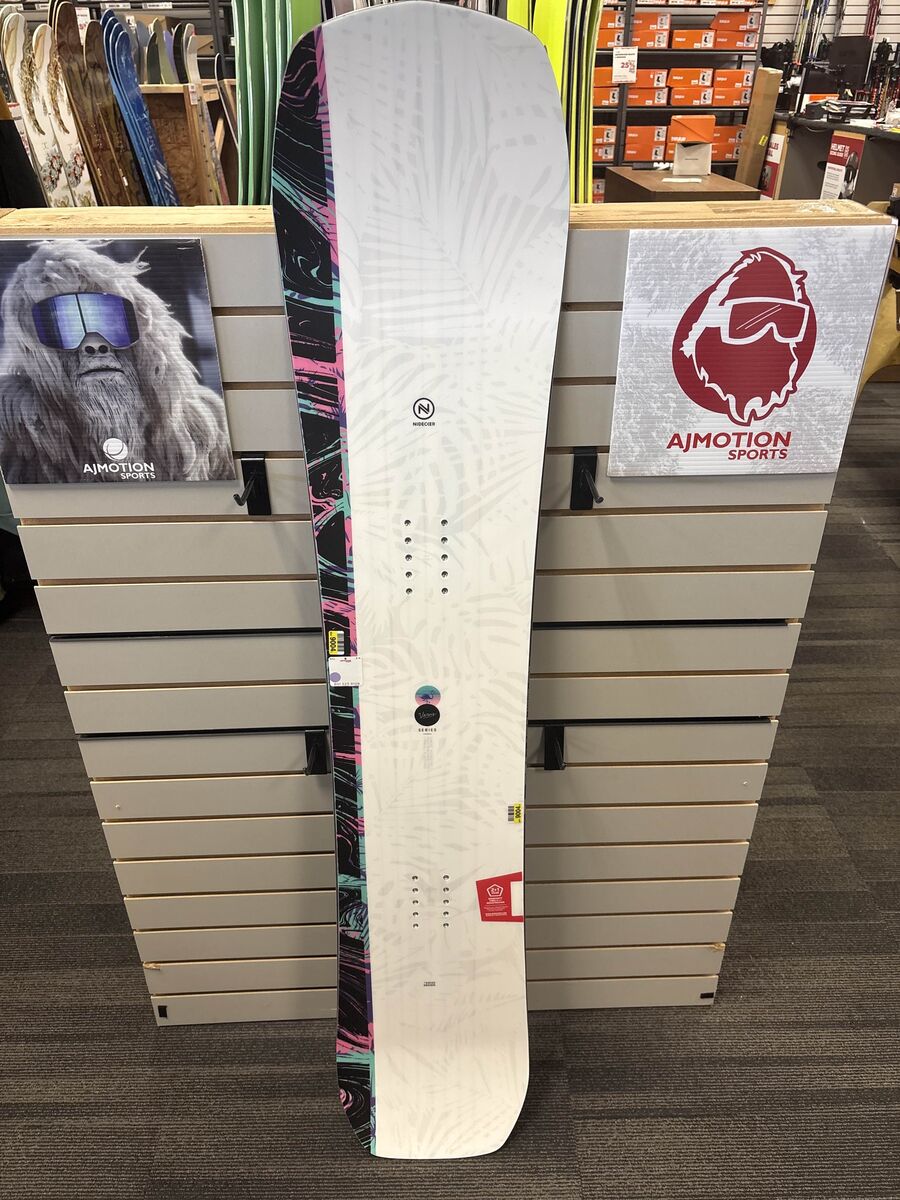Nidecker Venus 143cm Snowboard - Lightly Used (2026)