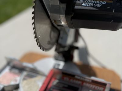 Delta 10" Compound Miter Saw (15 Amp) – Works Great