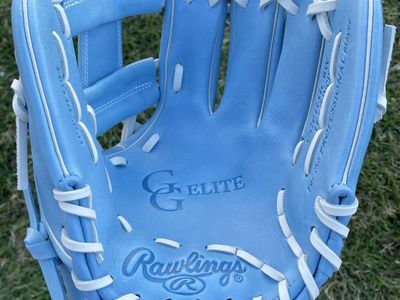 New Rawlings Gold Glove Elite 11.5 in. Baseball Glove