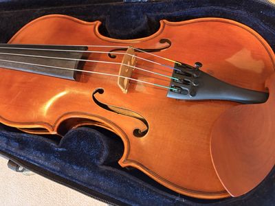 3/4 Violin with Case. Like new