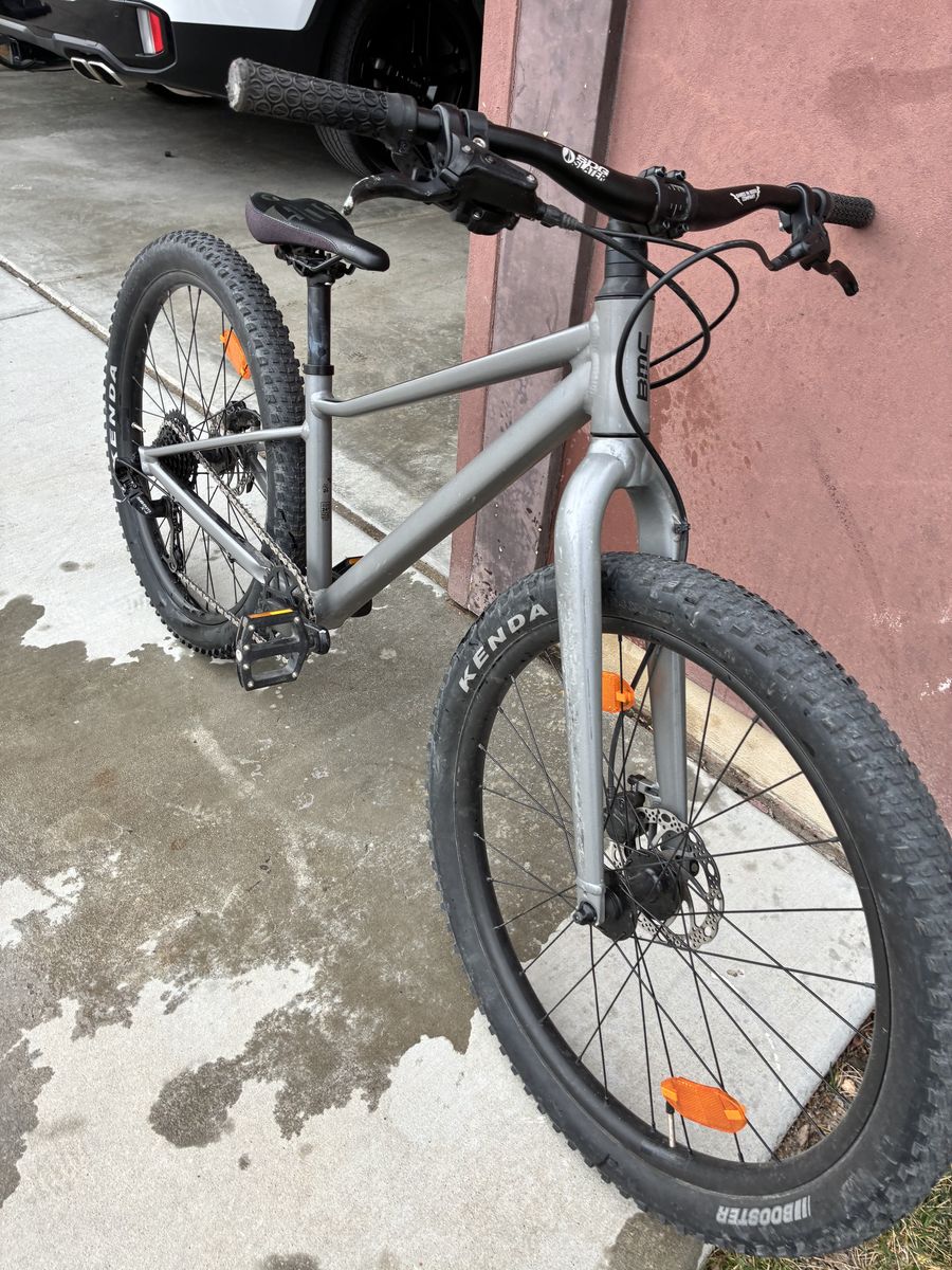 Kids BMC MTB XX Small 24 Inch