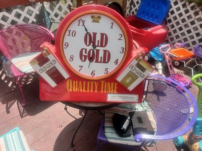 Old Gold clock