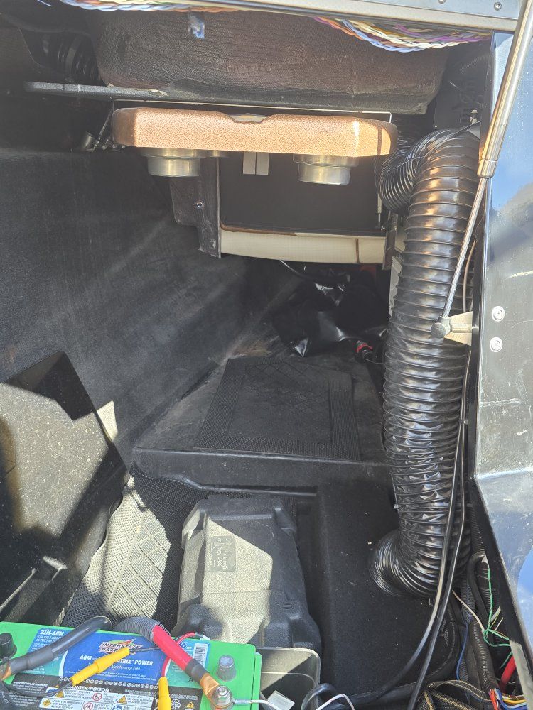 Main image 7