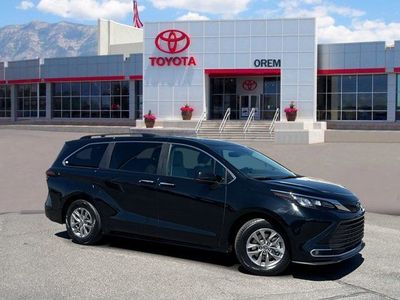 2024 Toyota Sienna XLE 8-Passenger