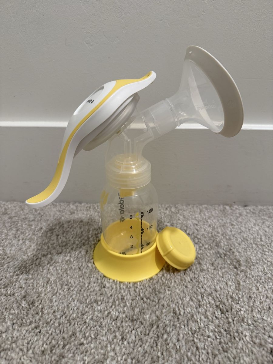Medela Manual Breast Pump