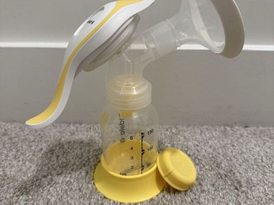Medela Manual Breast Pump