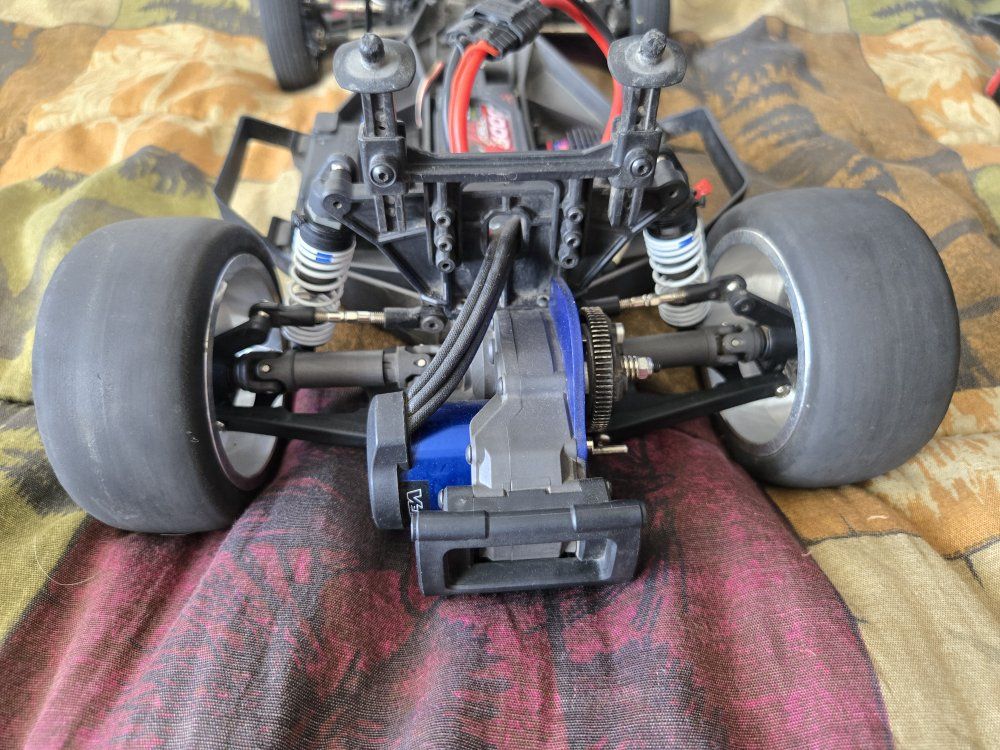 Main image 9