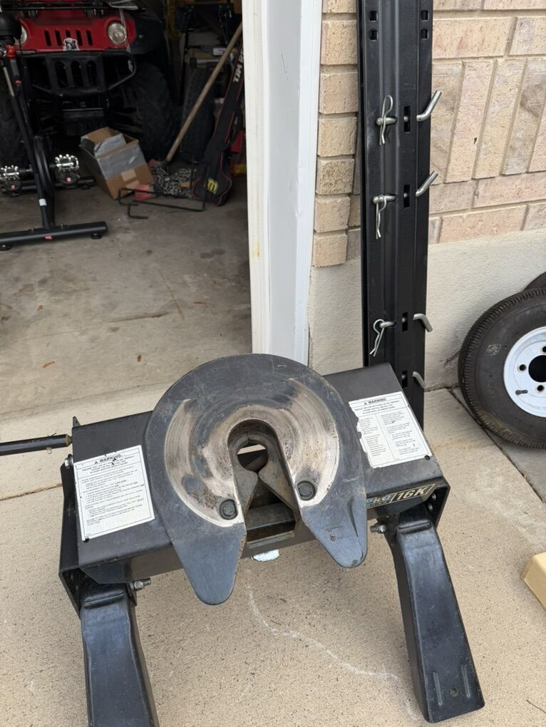 5th Wheel Pro Series16K