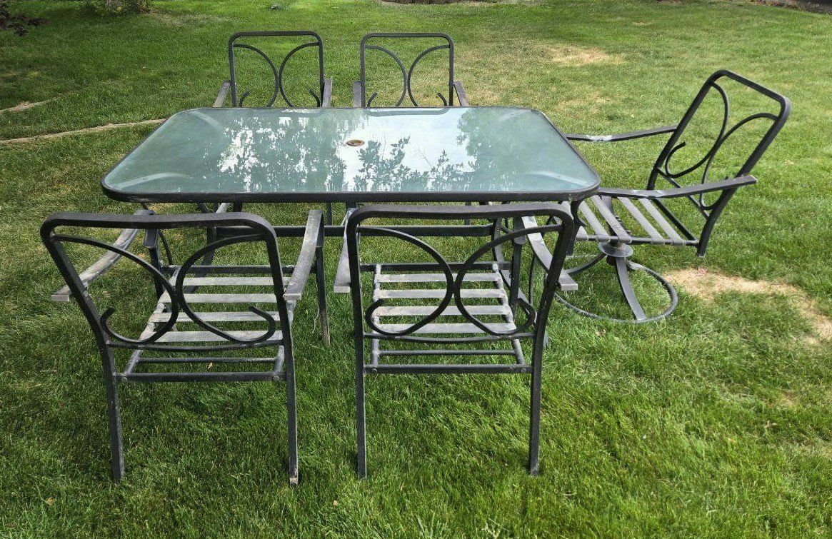 Main image 3
