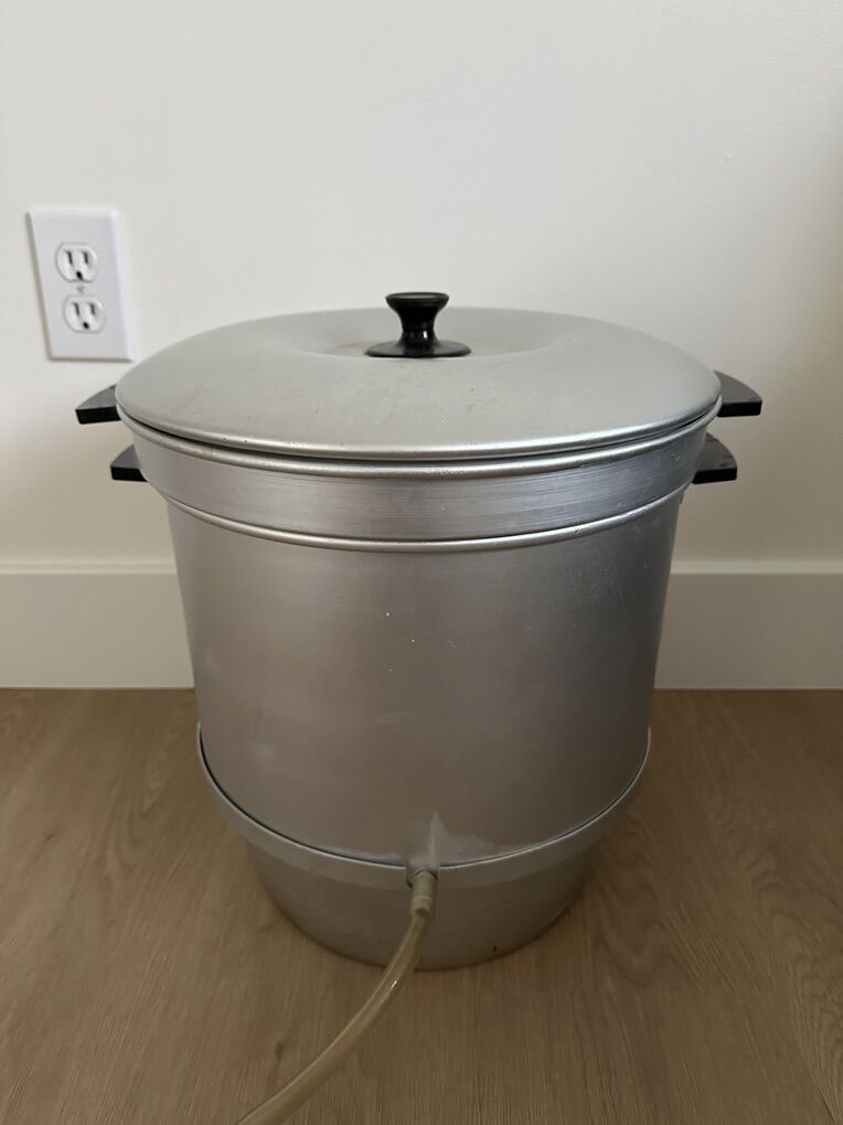 Nice Canning Steamer And Juicer