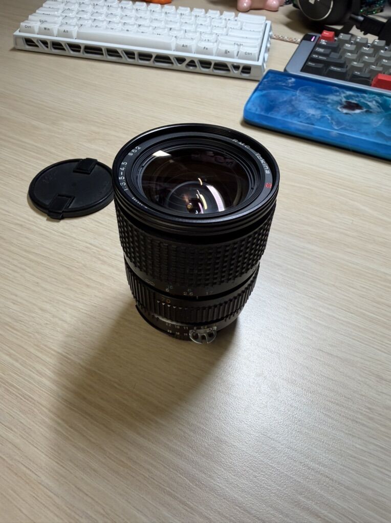 Tokina 28-70mm 1:3.5-4.5 Marco Lens For Nikon F