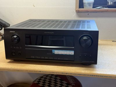 Dennon Model AVR-2808CI Receiver.