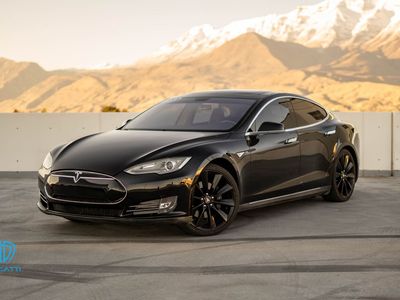 2013 TESLA MODEL S Performance
