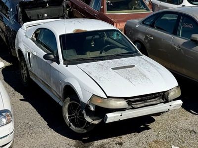 2000 Ford Mustang Parts