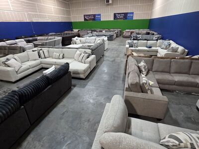FURNITURE CLOSEOUT WAREHOUSE
