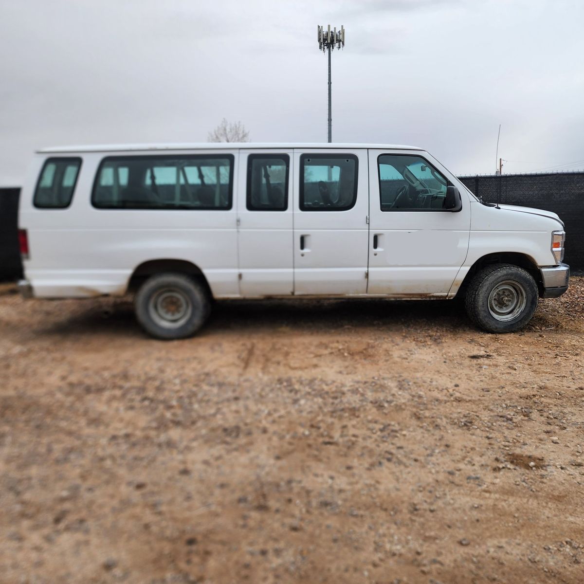 2010 Ford E350