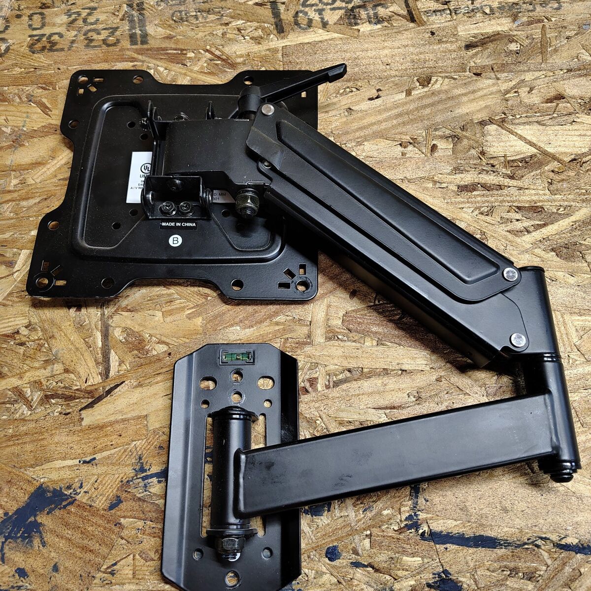 8" x 8" TV Mount