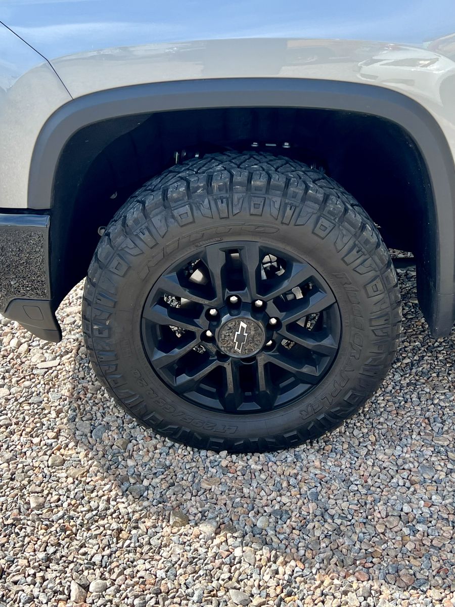 Chevrolet 20x9 Take Off Wheels with 8x6.5 Lug Pattern