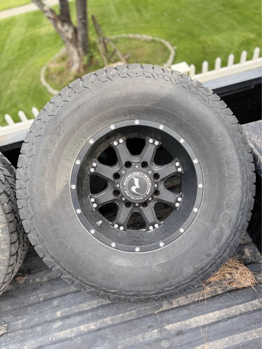 8x6.5 raceline wheels and tires