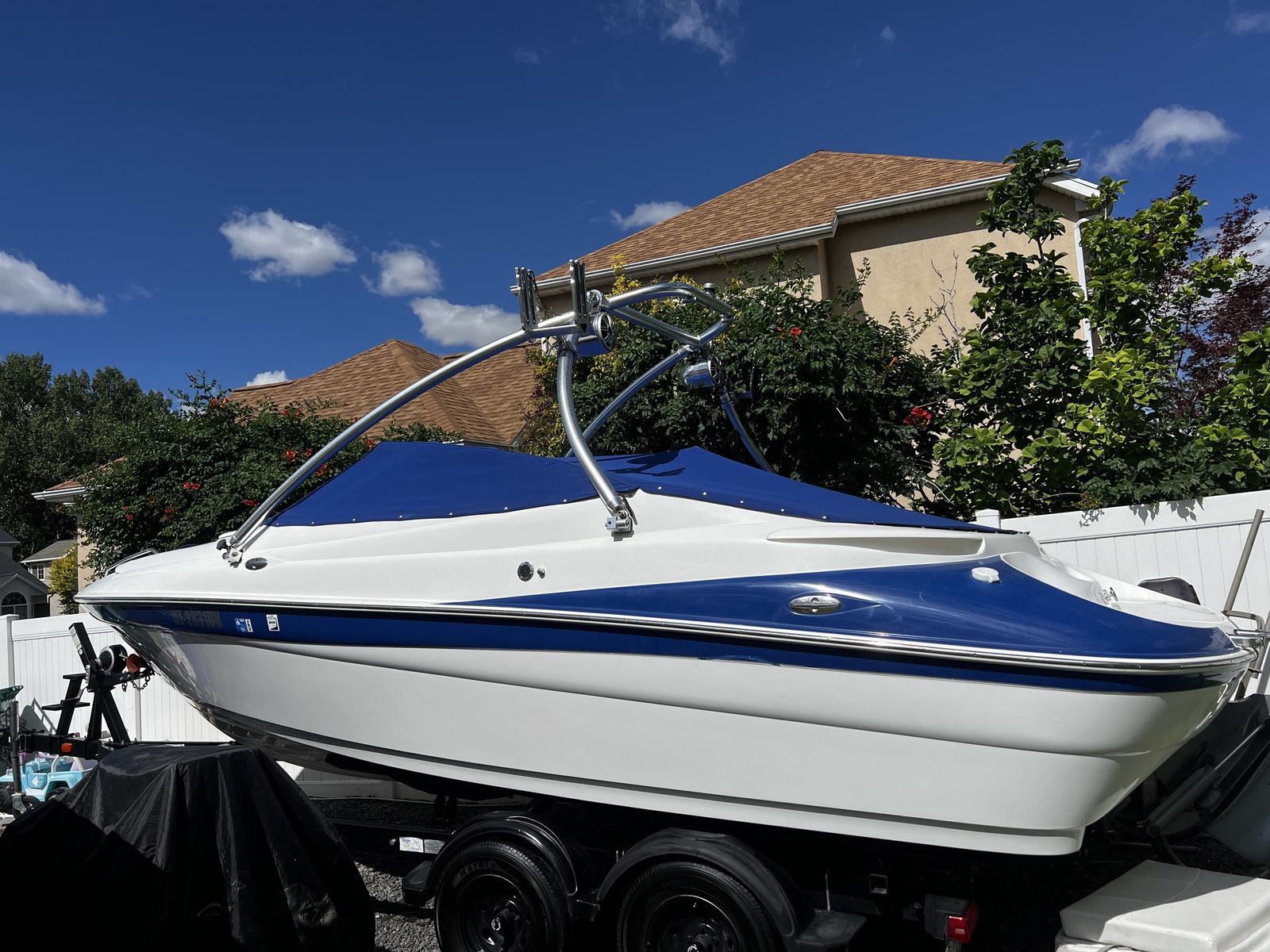 2001 24 Foot Campion Allante 705i Boat