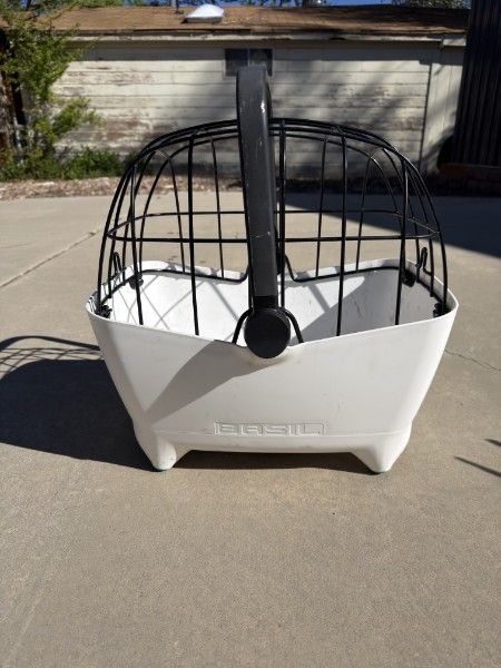 Electra Basil MIK Pet Carrier