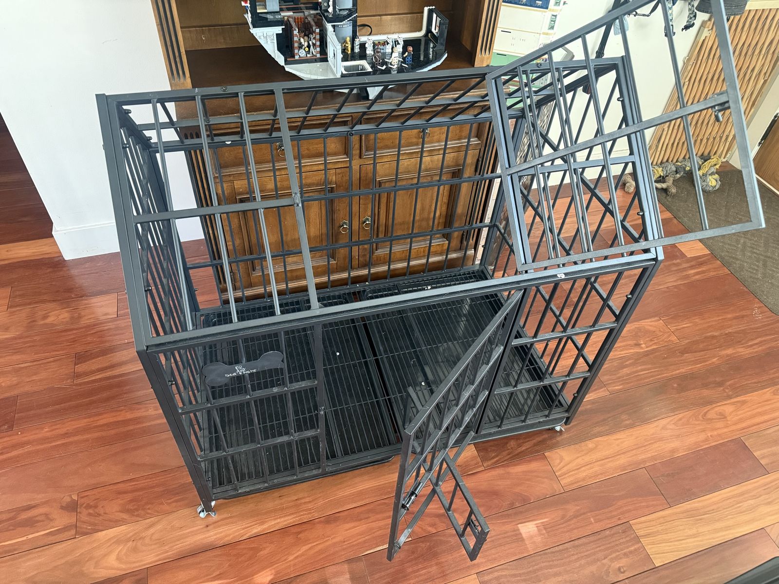 Heavy Duty Dog Crate Pet Kennel Cage with Wheels, 42” X-Large, Metal