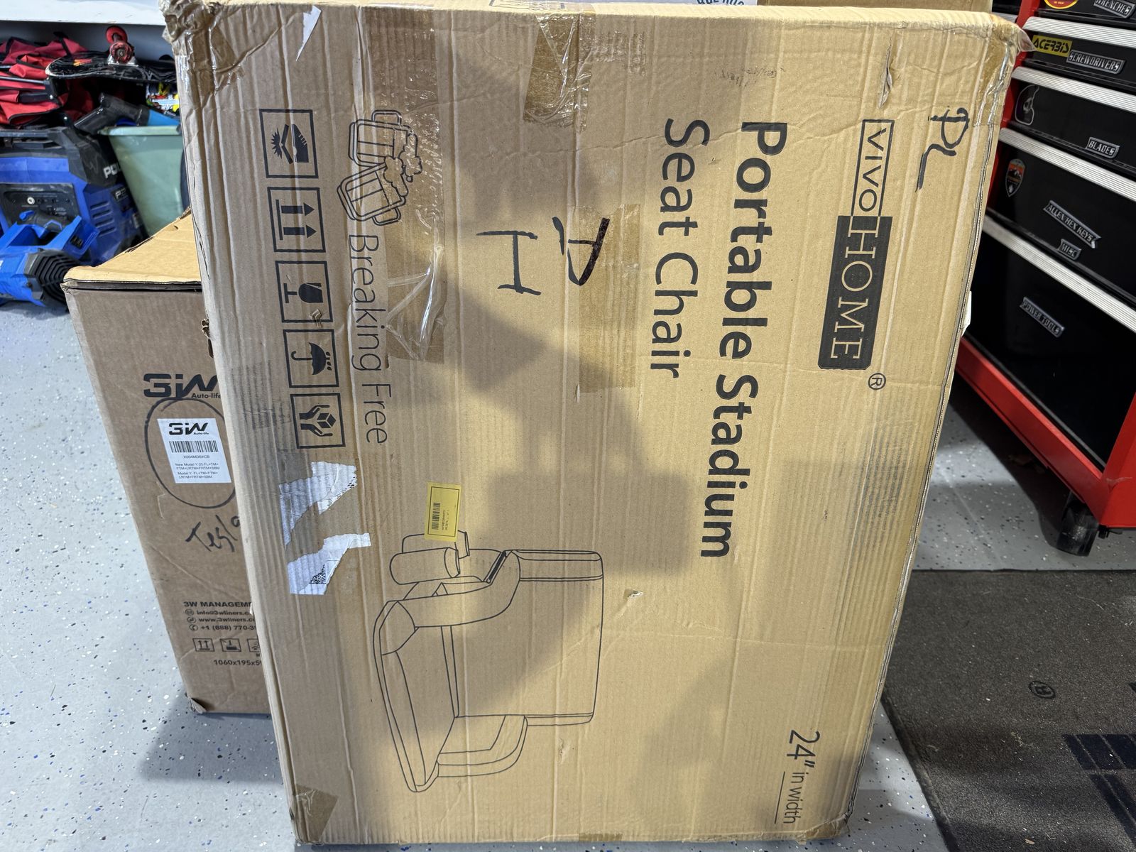 Vivohome 24in Stadium Seat With Cup Holder