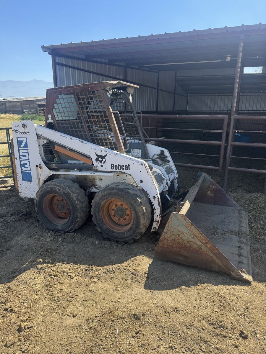 Bobcat 753 - Skidsteer