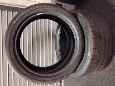 2 Continental 295/35 R21