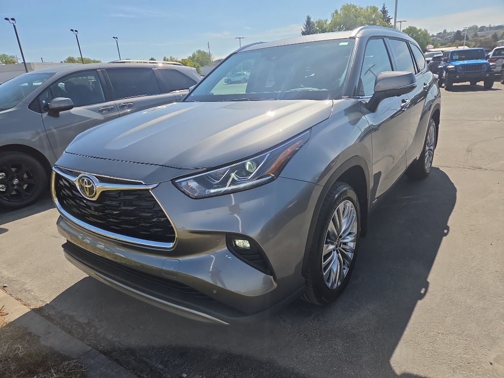 2026 Toyota Highlander Platinum