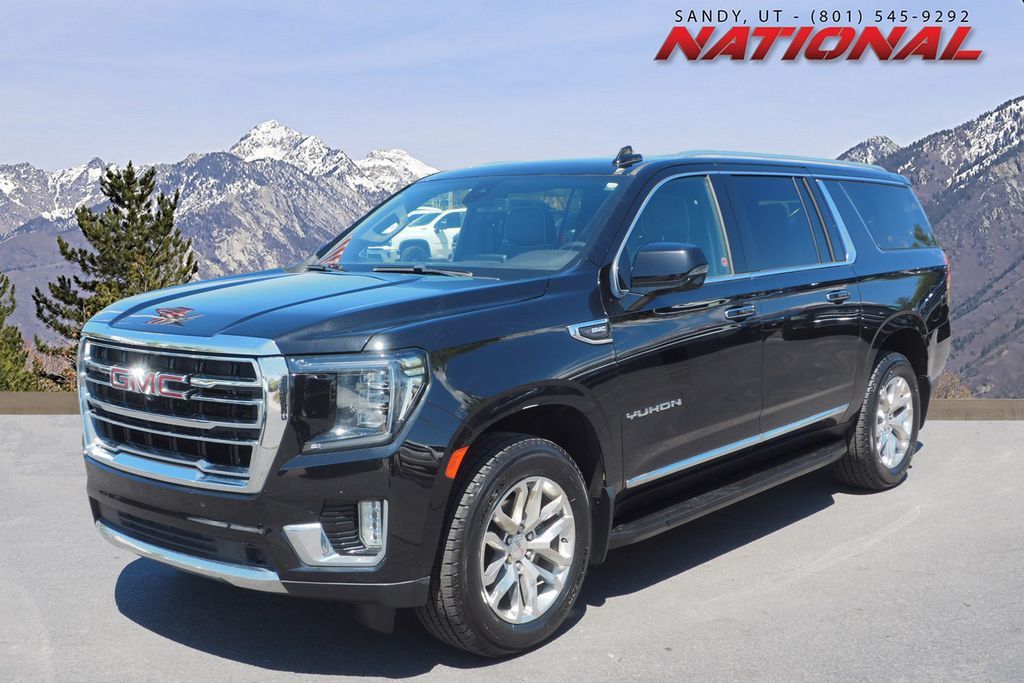2022 GMC Yukon XL SLT