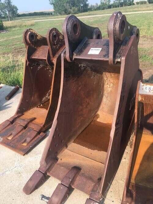 Komatsu 400 Excavator Buckets