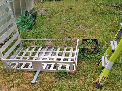 hitch mounted wheel Chair ramp/ basket.