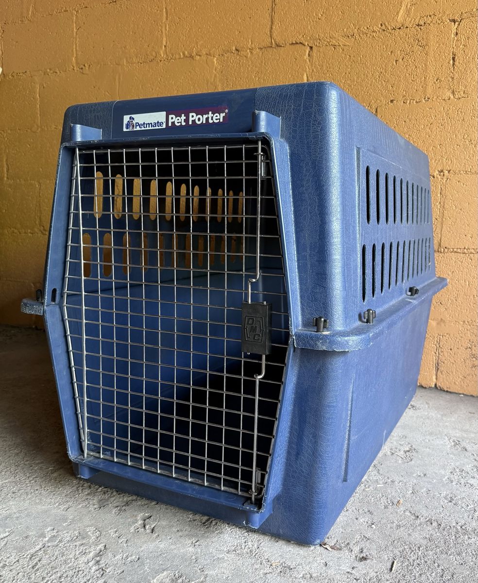 Petmate Travel Kennel Crate- Pet Porter Blue Hard-Sided 36"L x 24"W x 26"H
