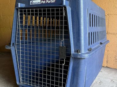 Petmate Travel Kennel Crate- Pet Porter Blue Hard-Sided 36"L x 24"W x 26"H