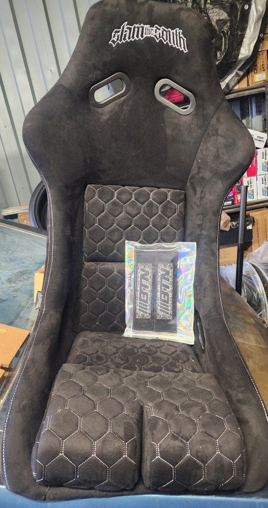 BTN slam south racing seat new