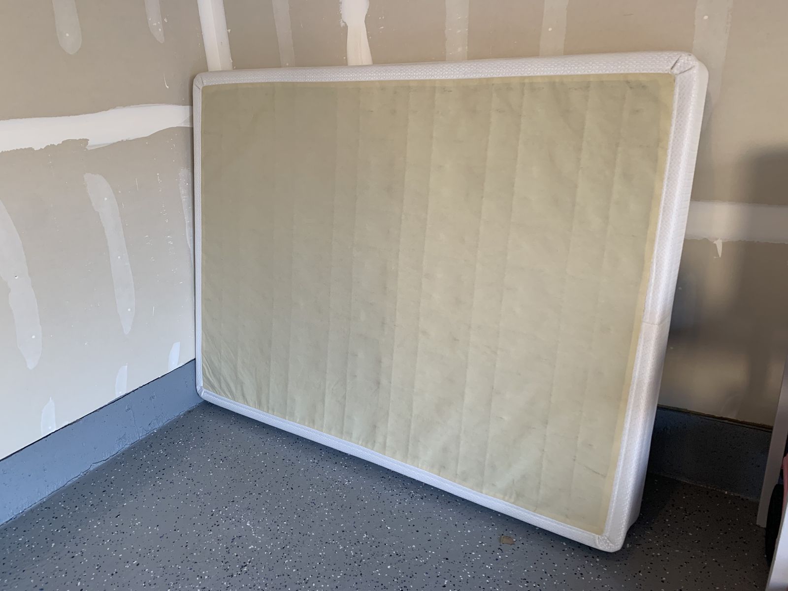 Free Queen Size Box Frame