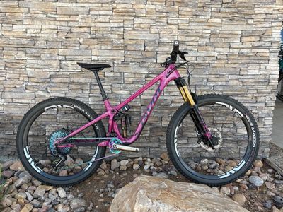 2025 Pivot Shadowcat CUSTOM Small XX1 AXS ENVE WHEELS