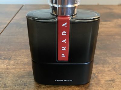 PRADA Parfum - Carbon Luna Rossa