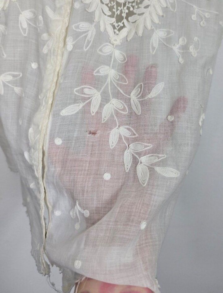 Main image 9