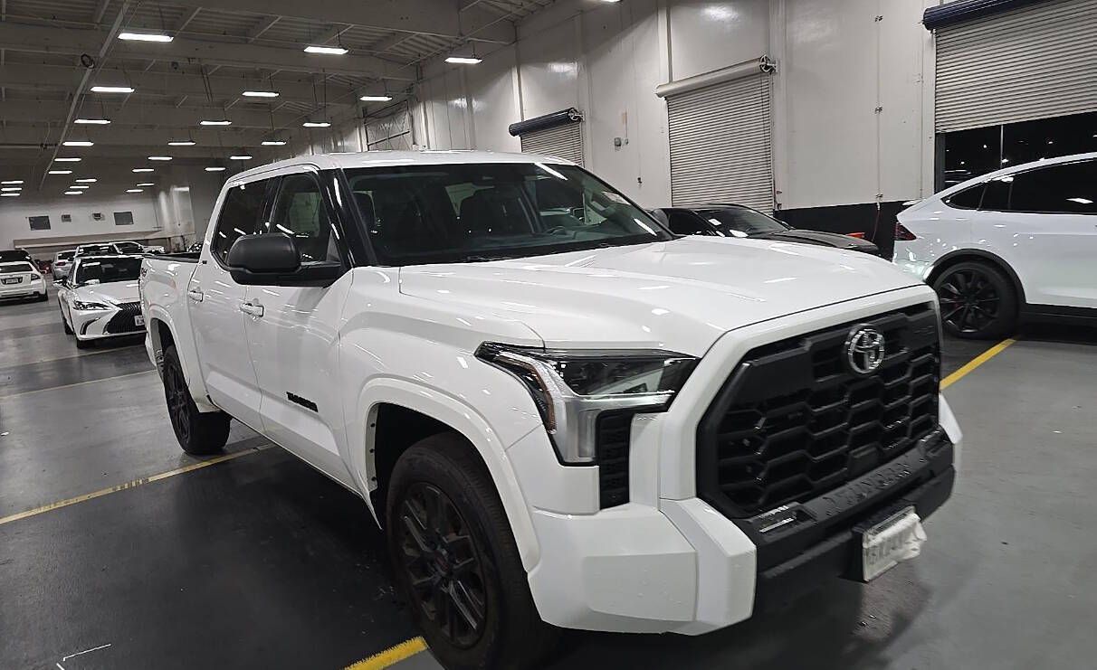 2023 Toyota Tundra SR5