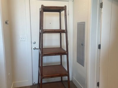 Ethan Allen British Classics Bamboo & Rattan 5-Shelf Étagère