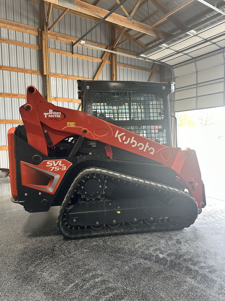 Kubota SVL-75-3 w/High Flow