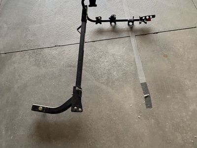 Yakima 4-Bike Tail Hitch Rack - Heavy Duty, Fits Most Vehicles, Easy Install