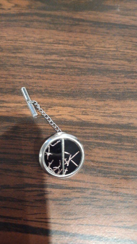 vintage tie pins trade?