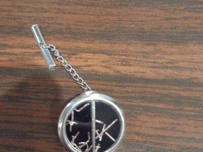 vintage tie pins trade?