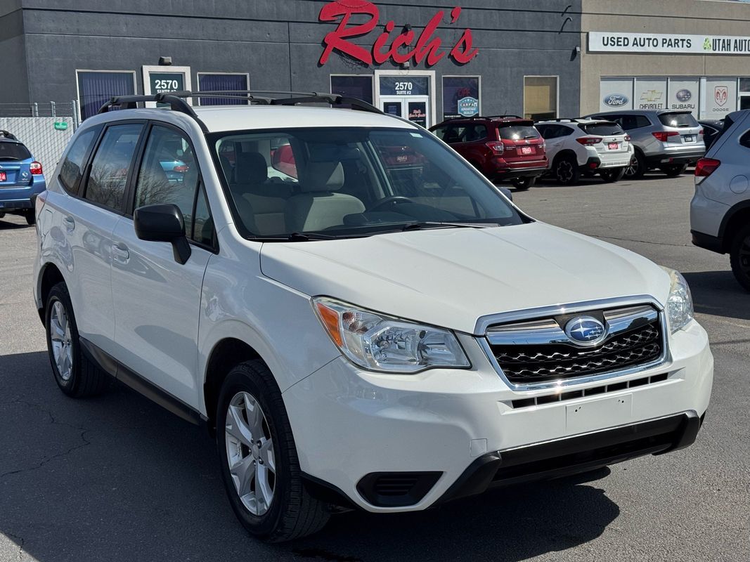 2016 Subaru Forester 2.5i