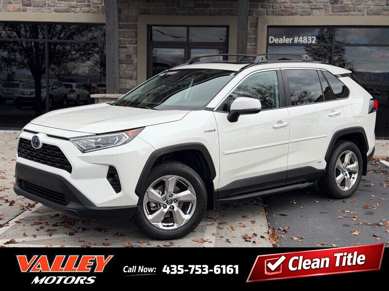 2021 Toyota RAV4 XLE Premium