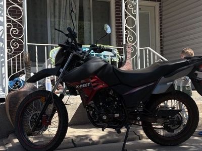 Lifan X-Pect 200cc Dual Sport Motorcycle